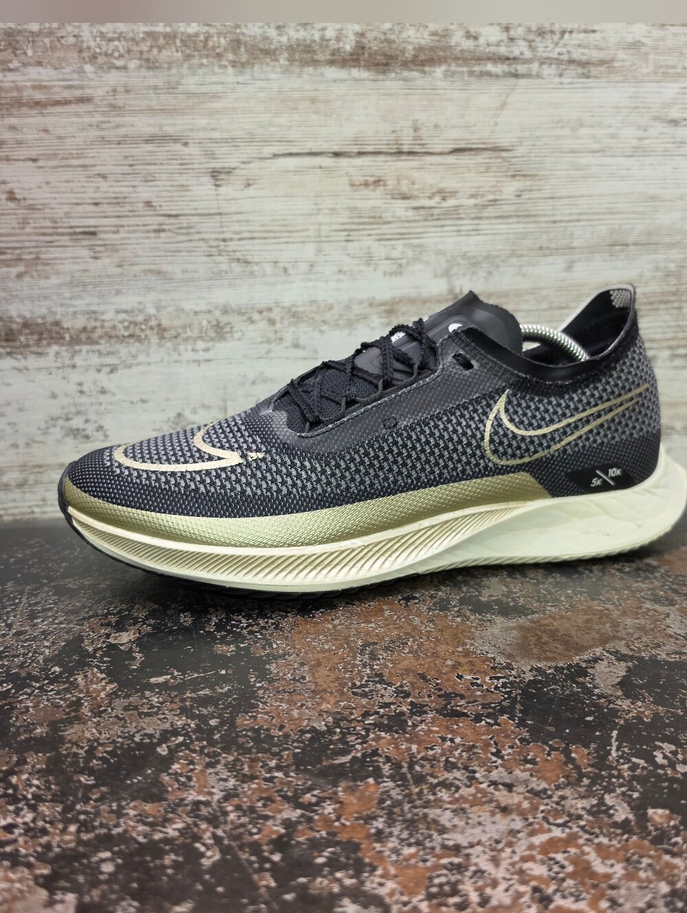 Mens Nike ZoomX Streakfly Running Shoes Sz 10 Used DJ6566 001